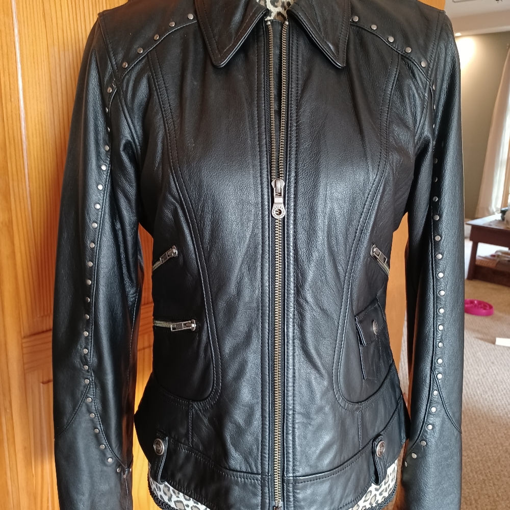 Size Medium Stunning Harley Davidson coat